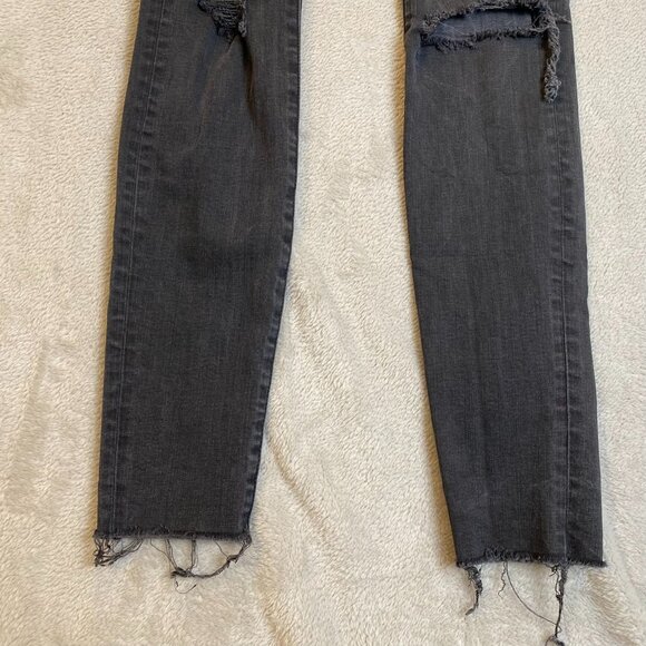 Madewell Womans Jeans 25T Black with Frayed Hem Distressed High-Rise Skinny - Picture 8 of 16